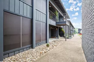 909 Reinli St, Austin, TX 78751 - Photo 15