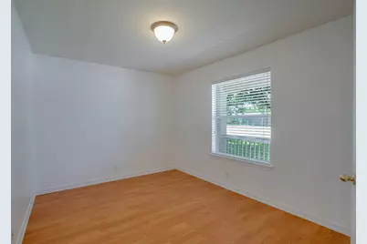 918 Estate Drive, Hutto, TX 78634 - Photo 13