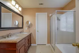 918 Estate Dr, Hutto, TX 78634 - Photo 9