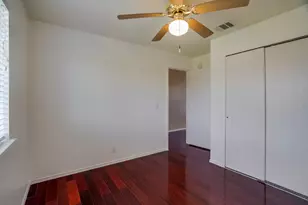 918 Estate Dr, Hutto, TX 78634 - Photo 11