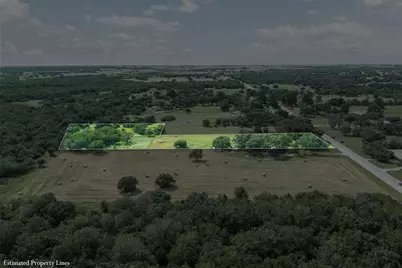 2005 W Grand Avenue, Yoakum, TX 77995 - Photo 9