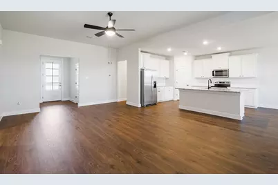 517 West Luna Blue Lane, Jarrell, TX 76537 - Photo 3