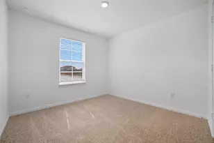 445 Mustang Lk Cir, Buda, TX 78610 - Photo 17