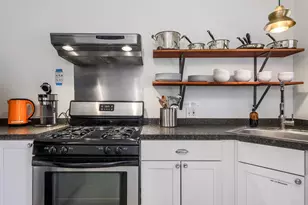 305 Lockhart Dr, Austin, TX 78704 - Photo 15