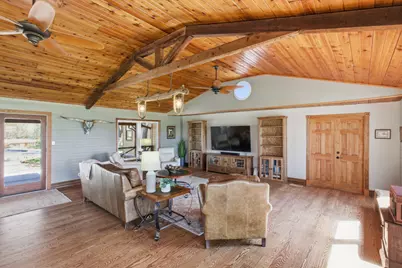 18335 Fm 86, Red Rock, TX 78662 - Photo 5