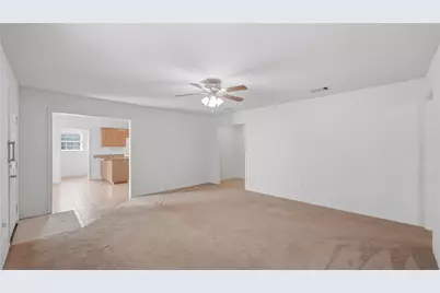 369 Young School House Road, Smithville, TX 78957 - Photo 9