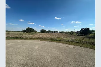 320 & 330 E Tomlinson Street, Florence, TX 76527 - Photo 5
