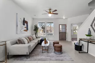 684 Hogan, Kyle, TX 78640 - Photo 3