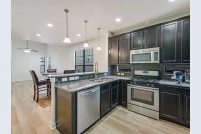 2101 Rivers Edge Way #29, Austin, TX 78741 - Photo 9