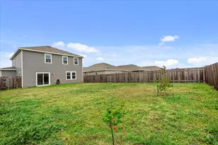 308 Shiro Dr, Kyle, TX 78640 - Photo 15
