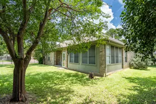 2912 Brandy Ln, Georgetown, TX 78628 - Photo 7