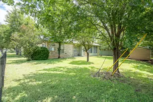 2912 Brandy Ln, Georgetown, TX 78628 - Photo 7