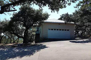 525 Northwood Hills Dr, Fredericksburg, TX 78624 - Photo 3