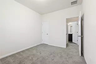 1200 S 10th St, Pflugerville, TX 78660 - Photo 9