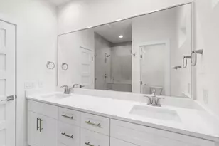 102 W Fawnridge Dr, Austin, TX 78753 - Photo 25