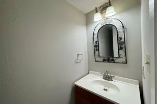 9502 Quail Village Ln, Austin, TX 78758 - Photo 33