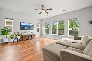 8813 Jodie Ln, Austin, TX 78748 - Photo 15