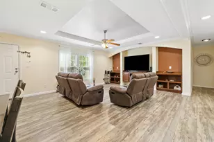 418 Lenora Dr, Taylor, TX 76574 - Photo 11