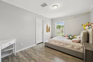 418 Lenora Dr, Taylor, TX 76574 - Photo 19