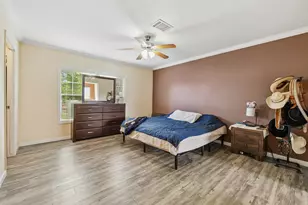 418 Lenora Dr, Taylor, TX 76574 - Photo 17