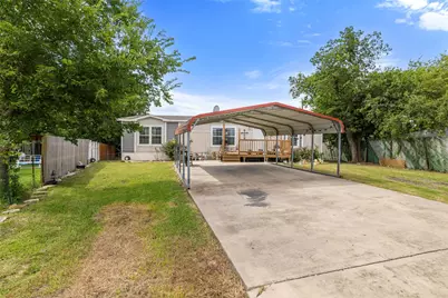 418 Lenora Drive, Taylor, TX 76574 - Photo 1