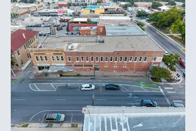 101 E Hopkins Street, San Marcos, TX 78666 - Photo 11