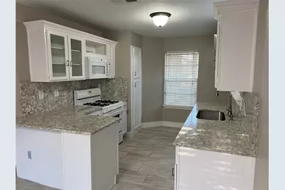 5909 Avery Island Avenue, Austin, TX 78727 - Photo 3