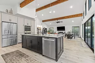 23535 Lakeside Dr, Marble Falls, TX 78654 - Photo 9