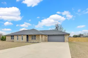 131 Meadow Valley Loop, Jarrell, TX 76537 - Photo 17