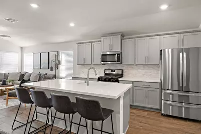 6209 Dumfries Lane, Austin, TX 78744 - Photo 1