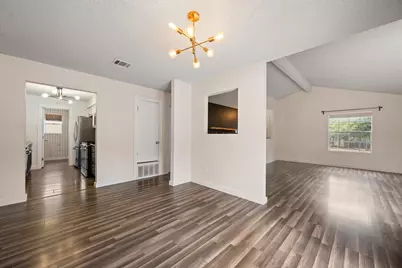11010 Prairie Dove Circle, Austin, TX 78758 - Photo 7