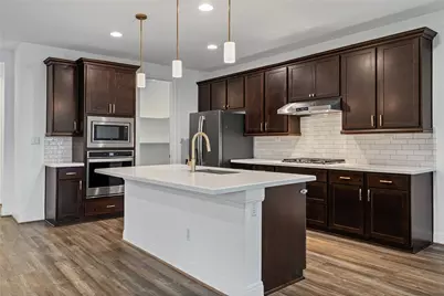 333 High Plains Pass, Liberty Hill, TX 78642 - Photo 5