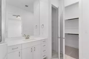 205 W Faulkner St, Liberty Hill, TX 78642 - Photo 21