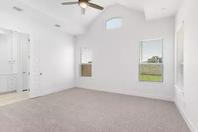 205 West Faulkner Street, Liberty Hill, TX 78642 - Photo 13