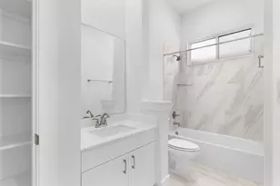 205 W Faulkner St, Liberty Hill, TX 78642 - Photo 7