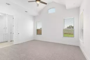 205 W Faulkner St, Liberty Hill, TX 78642 - Photo 13
