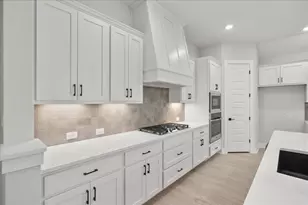 132 Lily Pad Ln, Kyle, TX 78640 - Photo 9