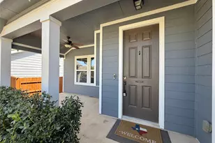 613 Goldenwave Wy, Liberty Hill, TX 78642 - Photo 3