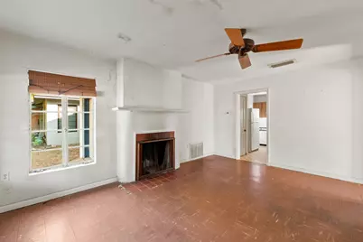 1302 Bentwood Road, Austin, TX 78722 - Photo 3