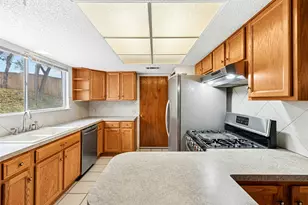 1444 Salem Meadow Cir, Austin, TX 78745 - Photo 11