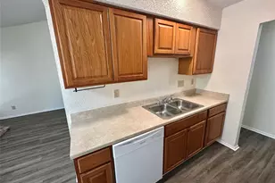 10400 Broken Shoe Trail, Austin, TX 78750 - Photo 5