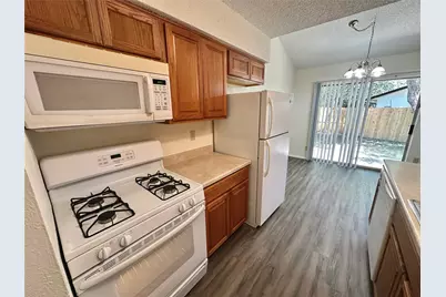 10400 Broken Shoe Trail, Austin, TX 78750 - Photo 7