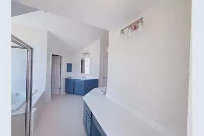 16403 Spotted Eagle Drive, Leander, TX 78641 - Photo 21