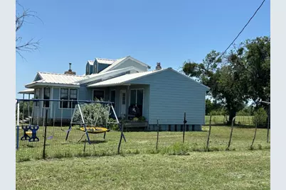 1720 County Road 276, Bertram, TX 78605 - Photo 17