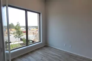 113 Blf Crk Ln, Georgetown, TX 78628 - Photo 5