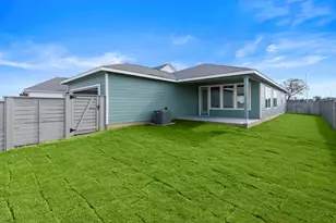 132 Adelton Blvd, Bastrop, TX 78602 - Photo 27