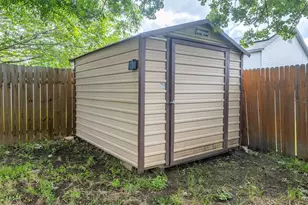 7504 Redrick Dr, Austin, TX 78747 - Photo 33