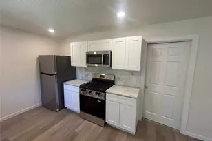 1909 Heathwood Cir, Round Rock, TX 78664 - Photo 13