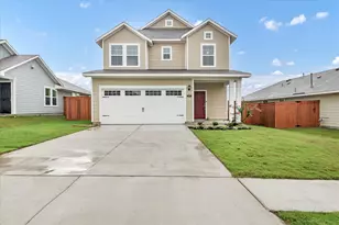 135 Lyndon Dr, San Marcos, TX 78666 - Photo 1