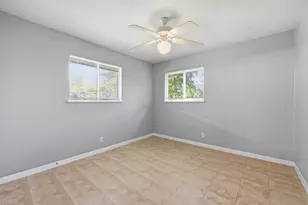 2712 St Edwards Cir, Austin, TX 78704 - Photo 13